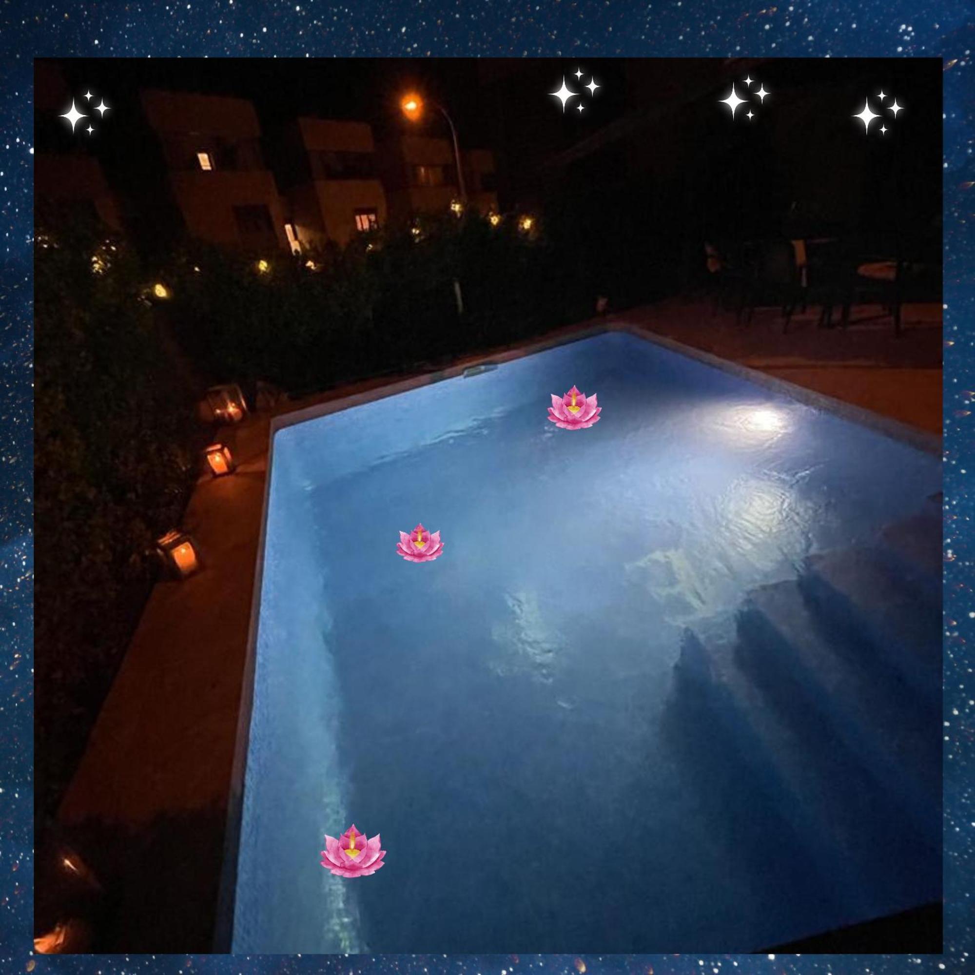 Space In The Villa With Poll Near Golf In Madrid Ngoại thất bức ảnh
